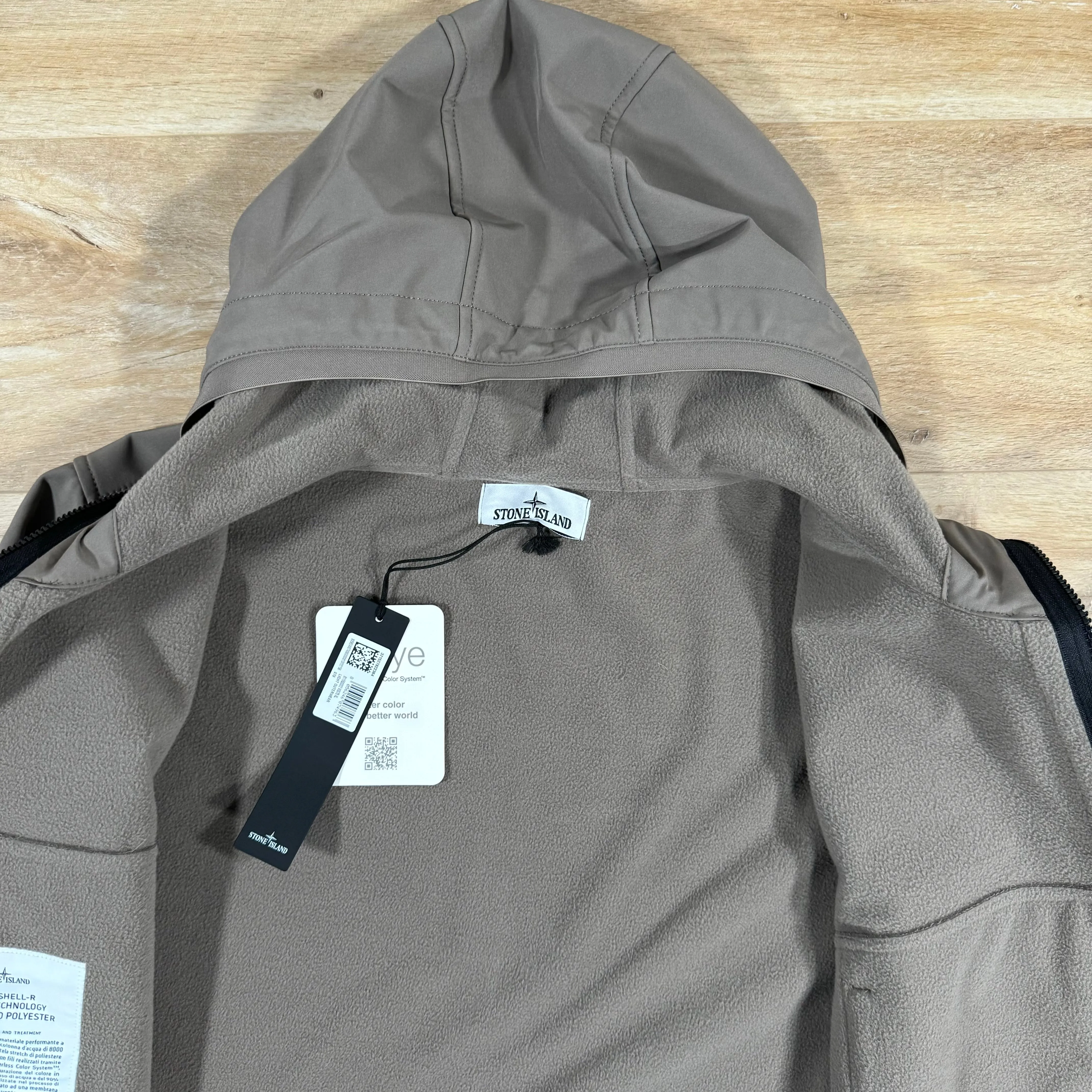 Stone Island Soft Shell-R Jacket in Walnut Brown